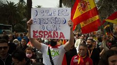 ارتفاع التضخم يجبر الإسبان على الاقتصاد في المواد الأساسية