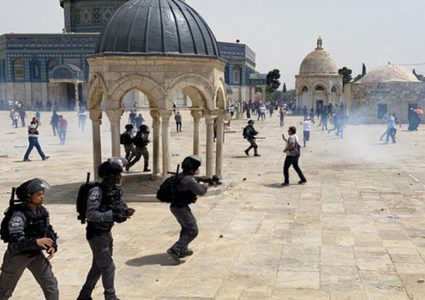 وزير الأوقاف: الأقصى بمساحته الكلية مكان مقدس ولا يجوز تدنيسه