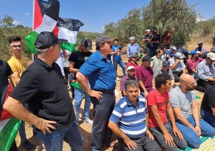 الاحتلال يقمع فعالية ضد الاستيطان في طولكرم