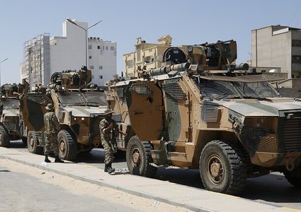 32 قتيلا و159 جريحا في حصيلة جديدة لضحايا اشتباكات طرابلس الليبية