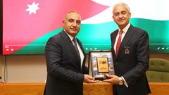 رئيس بلدية رام الله يبحث مع أمين عمان تعزيز التعاون في مجال العمل البلدي