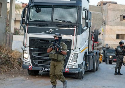 بعد خوضه اشتباكاً وإصابته .. اعتقال المطارد علاء زكارنة في قباطية