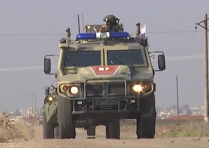 الجيش الروسي يتفقد مركز المراقبة في هضبة الجولان