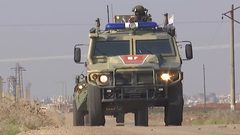 الجيش الروسي يتفقد مركز المراقبة في هضبة الجولان