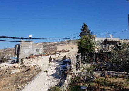 مستوطنون يهاجمون بلدة عوريف جنوب نابلس