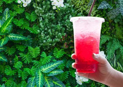 عصير العنب الأحمر أقوى مضاد لسرطان الدم