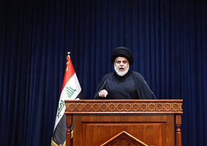 الصدر يهاجم "الإطار التنسيقي" ويطالب إيران بـ"كبح جماح بعيرها في العراق"