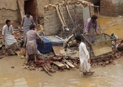 ارتفاع عدد قتلى الفيضانات في باكستان إلى 1162 شخصا