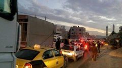 قوات الاحتلال تعيق حركة المواطنين على حاجز عسكري جنوب جنين