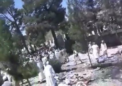انفجار هائل يهز أحد أكبر المساجد في أفغانستان