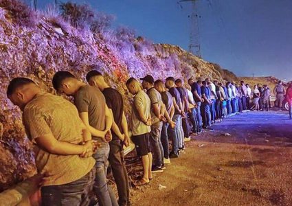 جيش الاحتلال يعتقل عشرات الشبان لمشاركتهم في سباق سيارات