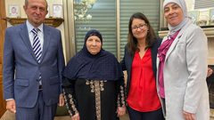 هادي عمرو يقدم تعازي الحكومة الأميركية لعائلة الشهيد عمر أسعد