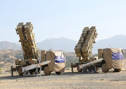 إيران تنشر منظومات دفاعية خشية "معارك مستقبلية محتملة"