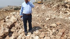 بلدية نابلس تستكمل العمل على شق طريق دائري جنوب نابلس وصولا لحوارة