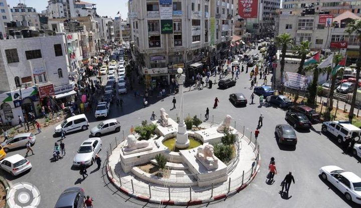 تدشين شارع عمر العقاد في رام الله