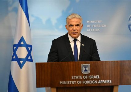 لابيد: إسرائيل مستعدة لكل تهديد وسيناريو يمنع إيران من امتلاك أسلحة نووية