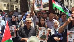 وقفة إسناد للأسرى بطولكرم