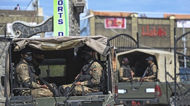 مقتل خمسة جنود باكستانيين في مواجهات مع عناصر "طالبان"