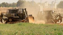 توغل آليات الاحتلال وأعمال تجريف جنوب شرق غزة