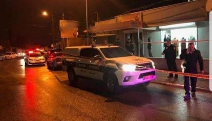 مقتل شاب من دورية في جريمة اطلاق نار