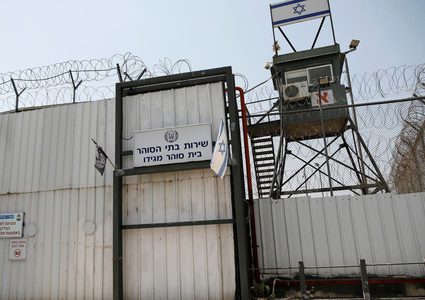 سلطات الاحتلال تجدد الاعتقال الإداري للمعتقل عرين الزعانين من القدس