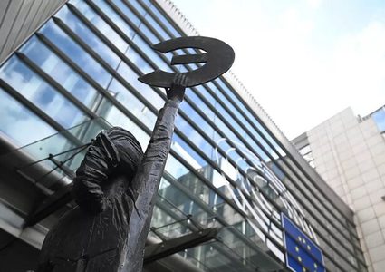 "إيكونوميست" تحذر أوروبا من الإفلاس إن لم تعالج غلاء الكهرباء والغاز