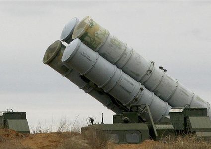 اليونان تنفي نيتها تسليم كييف صواريخ "إس-300"