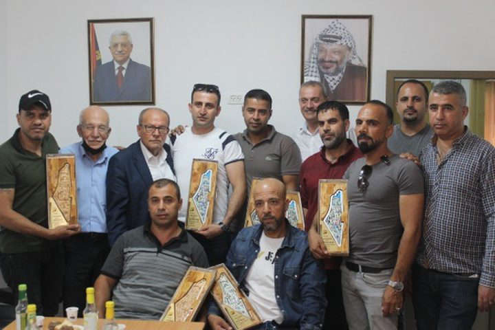 هيئة شؤون الأسرى تُكرم اسيرين محررين