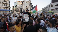 وقفة دعم واسناد للأسير المريض ناصر أبو حميد في رام الله