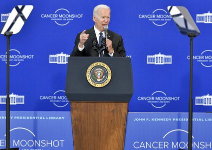 بايدن يطمئن الأمريكيين بخصوص ارتفاع الأسعار