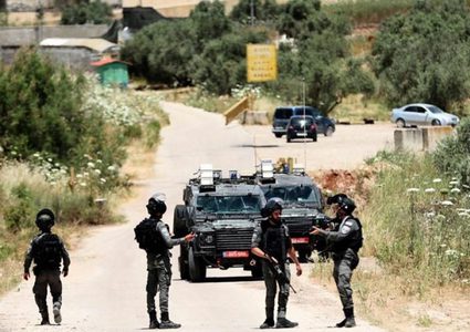 قوات الاحتلال تقتحم عاطوف والرأس الأحمر جنوب طوباس