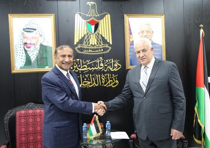 وزير الداخلية يستقبل مدير مركز الأمم المتحدة لمكافحة الإرهاب