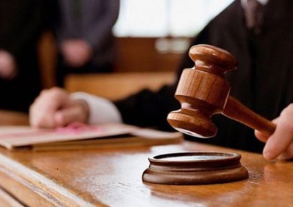 السجن 15 عاما وغرامة 15 ألف دينار لمدان ببيع مخدرات ومؤثرات عقلية