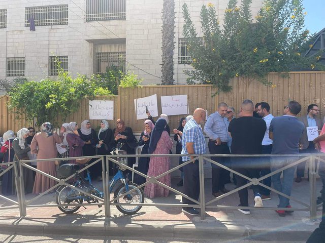 وقفة احتجاجية رفضا لفرض المنهاج الإسرائيلي على المقدسيين