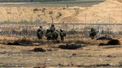 قوات الاحتلال تعتقل مواطنا شرق بلدة جباليا