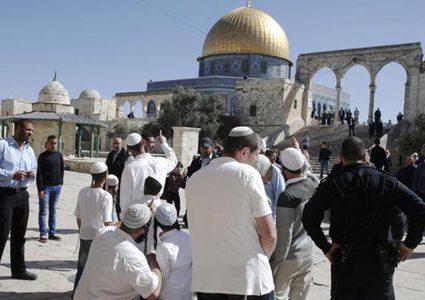 "الأوقاف" تُوجه تحذيراً بشأن إحياء الأعياد اليهودية داخل الأقصى