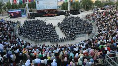 جامعة النجاح الوطنية تحتفل بتخريج طلبة الفصل الصيفي من الفوج الثاني والأربعين