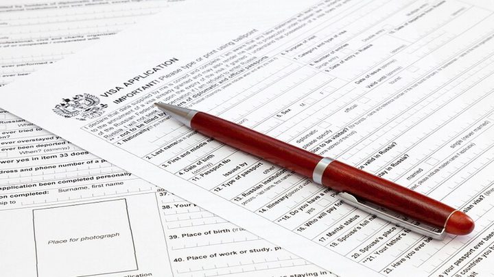 روسيا تصدر تأشيرات إلكترونية موحدة لمواطني 52 دولة أجنبية