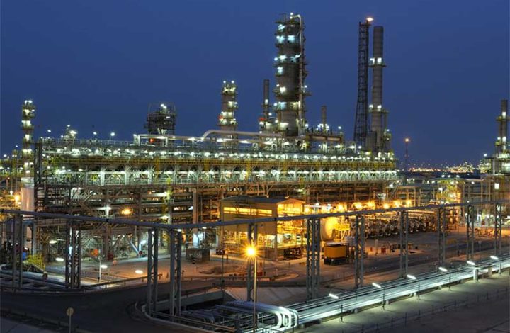 ألمانيا توقع عقود غاز مسال في الإمارات