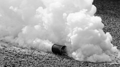 الصحة: قوات الاحتلال تطلق قنبلة غاز داخل ساحة طوارئ مستشفى الخليل