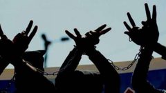 الأسرى الثلاثون: نخوض الإضراب رغم ما ينتظرنا من قمع وتنكيل