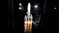 الولايات المتحدة تطلق قمرا اصطناعيا للتجسس