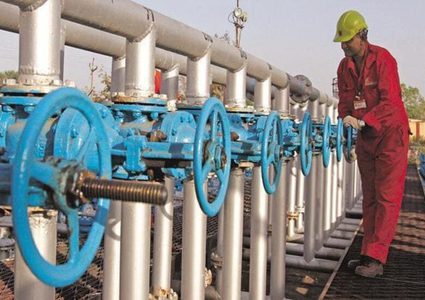 برميل "برنت" يسجل أدنى مستوى منذ 14 يناير 2022