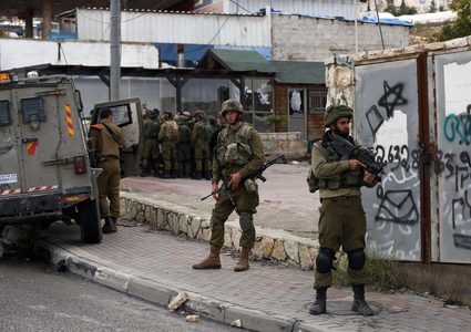 جنين: الاحتلال يقتحم قرية رمانة وينصب حاجزا عسكريا