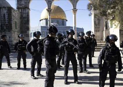 "التعاون الإسلامي" تدين اقتحام المسجد الأقصى والاعتداء على المصلين