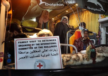 الاحتلال يوقف برنامج زيارات أسرى غزة حتى 18 تشرين اول