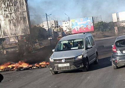 اغلاق طريق يتسهار جنوب نابلس