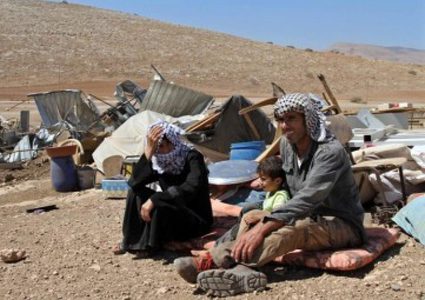 مستوطنون يقتحمون خلة مكحول