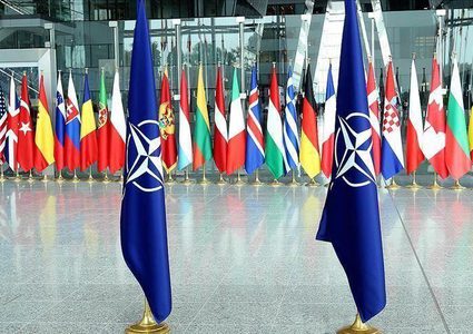 ستولتنبرغ: الناتو ليس طرفا في الأزمة الأوكرانية