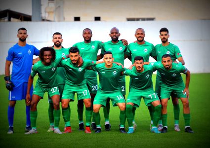 "الظاهرية" ينفرد بصدارة المحترفين بفوز عريض على "أهلي الخليل"